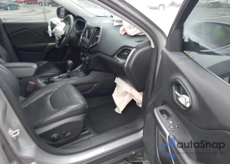 2021 Jeep Cherokee Latitude Lux 4X4 from USA, damaged, VIN 1C4PJMMX4MD241746